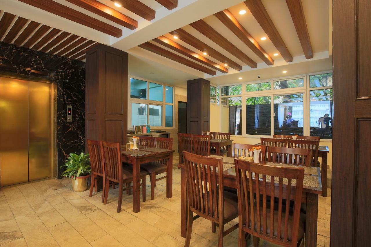 Oyo 453 Hotel Gurkha Heritage Katmandu Zewnętrze zdjęcie