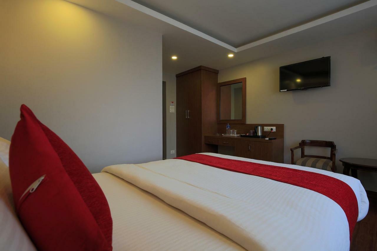 Oyo 453 Hotel Gurkha Heritage Katmandu Zewnętrze zdjęcie